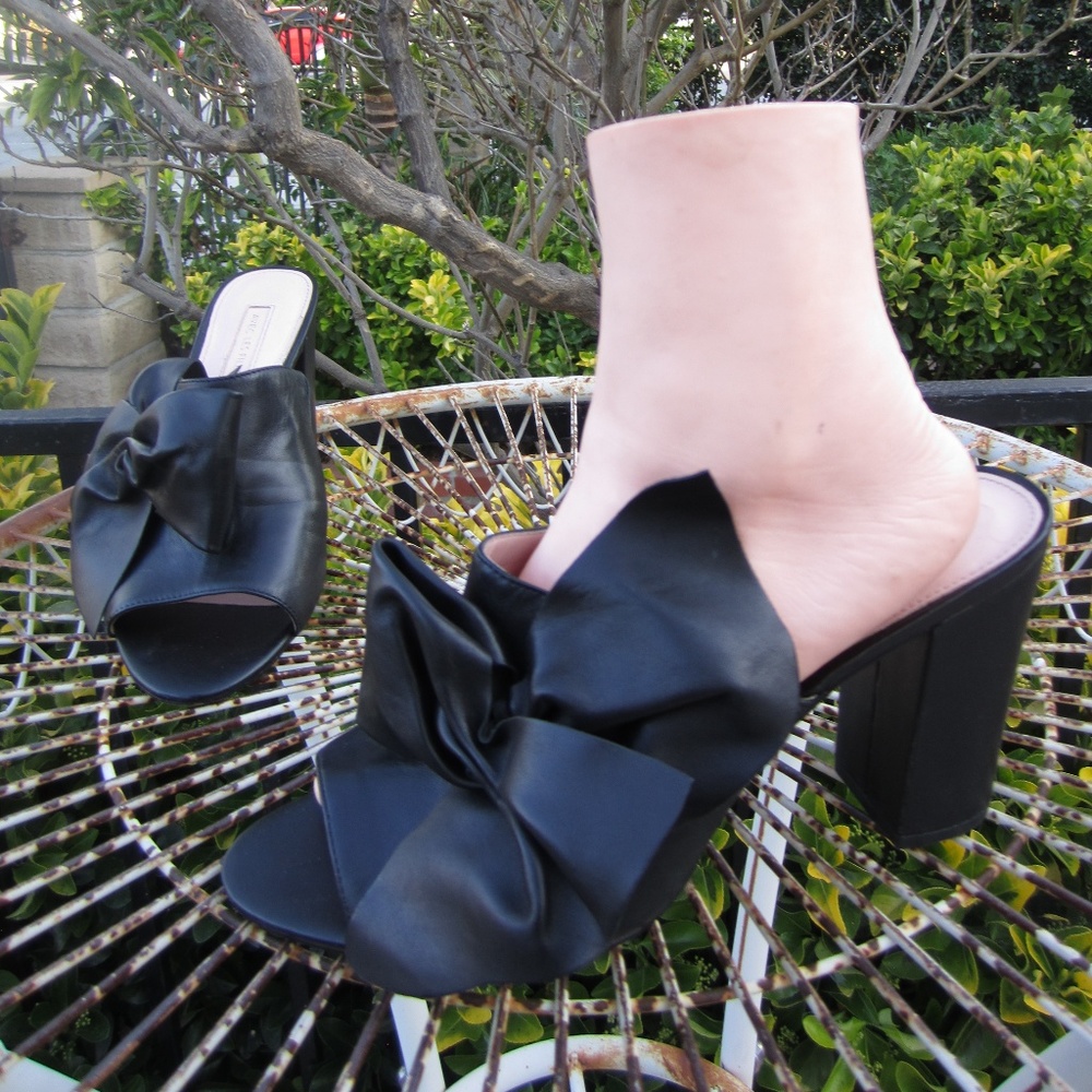 AVEC LES FILLES MARIE BOW LEATHER SANDAL 10M MULE